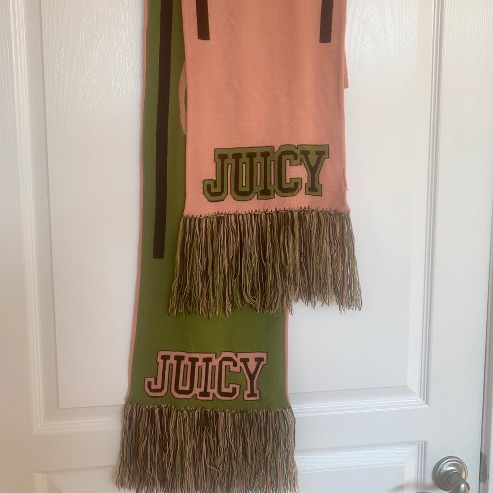 Juicy Couture pink and green reversible scarf